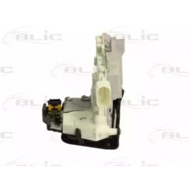 SPYNA DURŲ AUDI A3, A4 B7, A6 C6, A8 D3; SEAT EXEO, EXEO ST 10.02-05.13